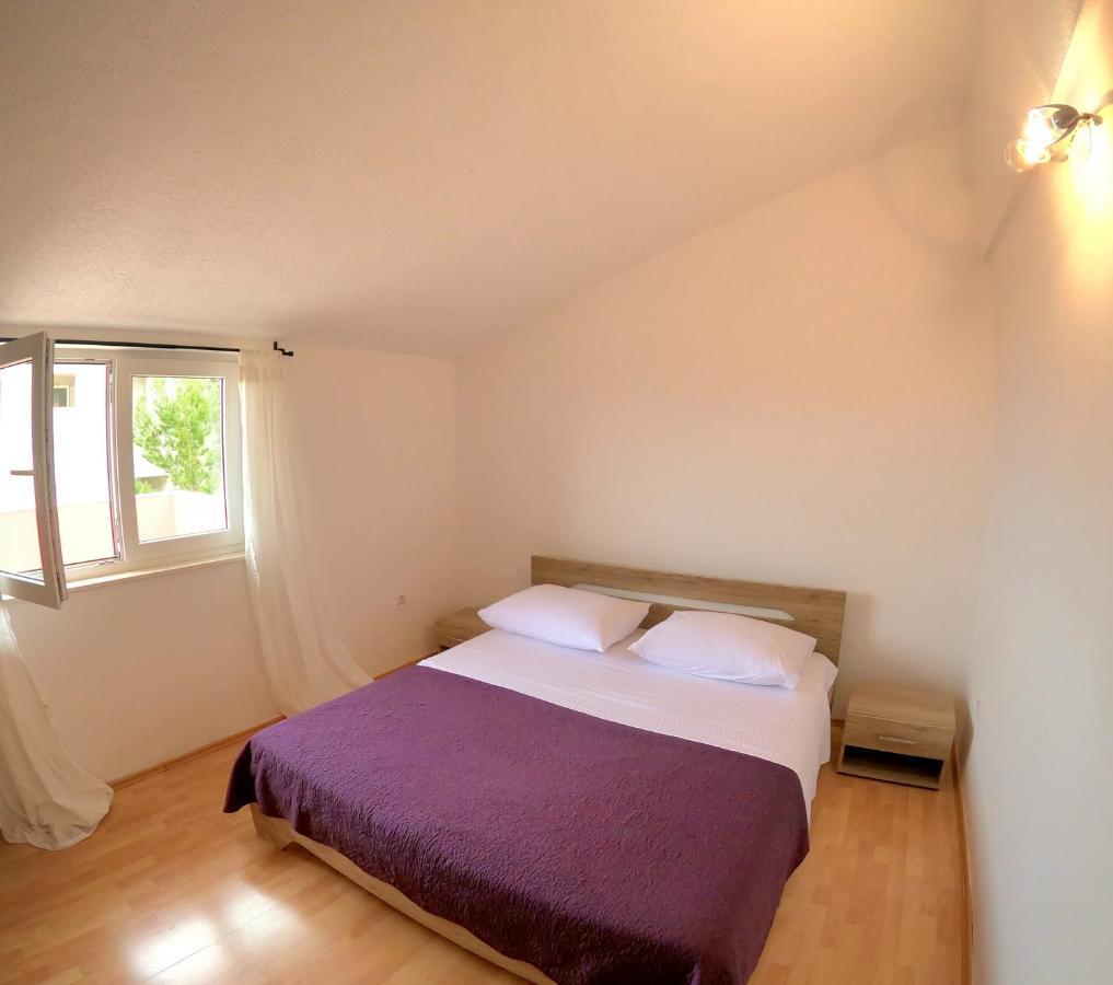 Lifestyle Apartment Подстрана Екстер'єр фото