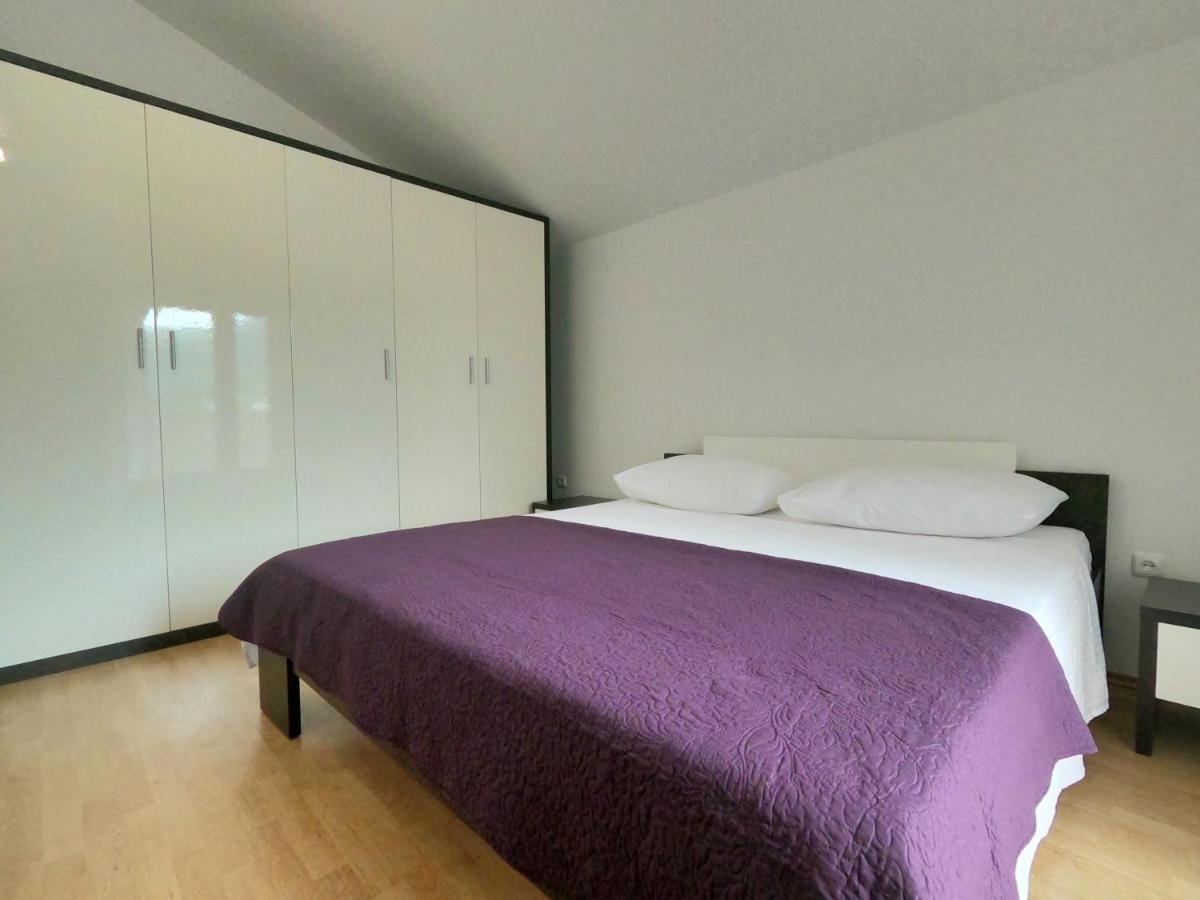Lifestyle Apartment Подстрана Екстер'єр фото