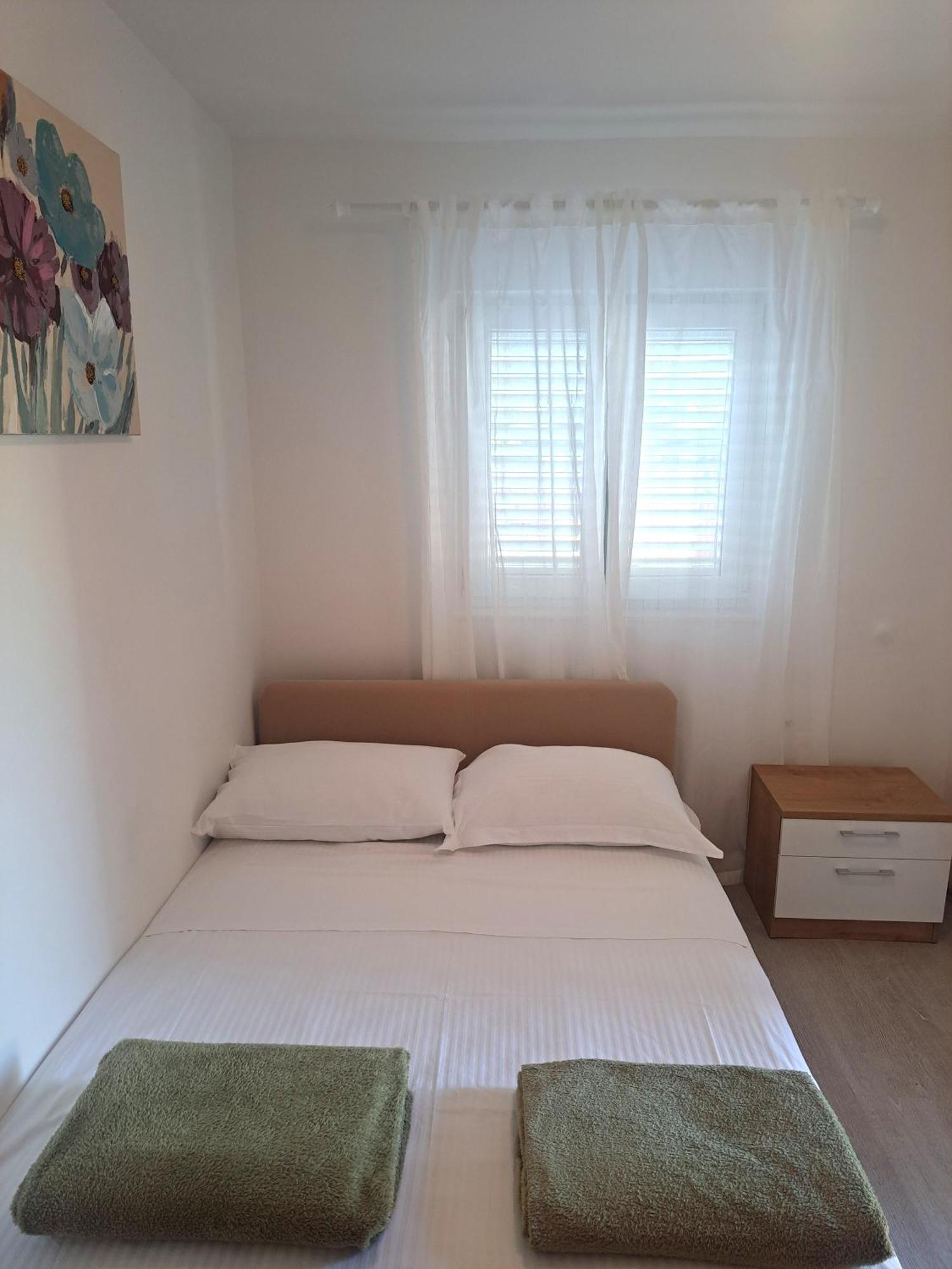 Lifestyle Apartment Подстрана Екстер'єр фото
